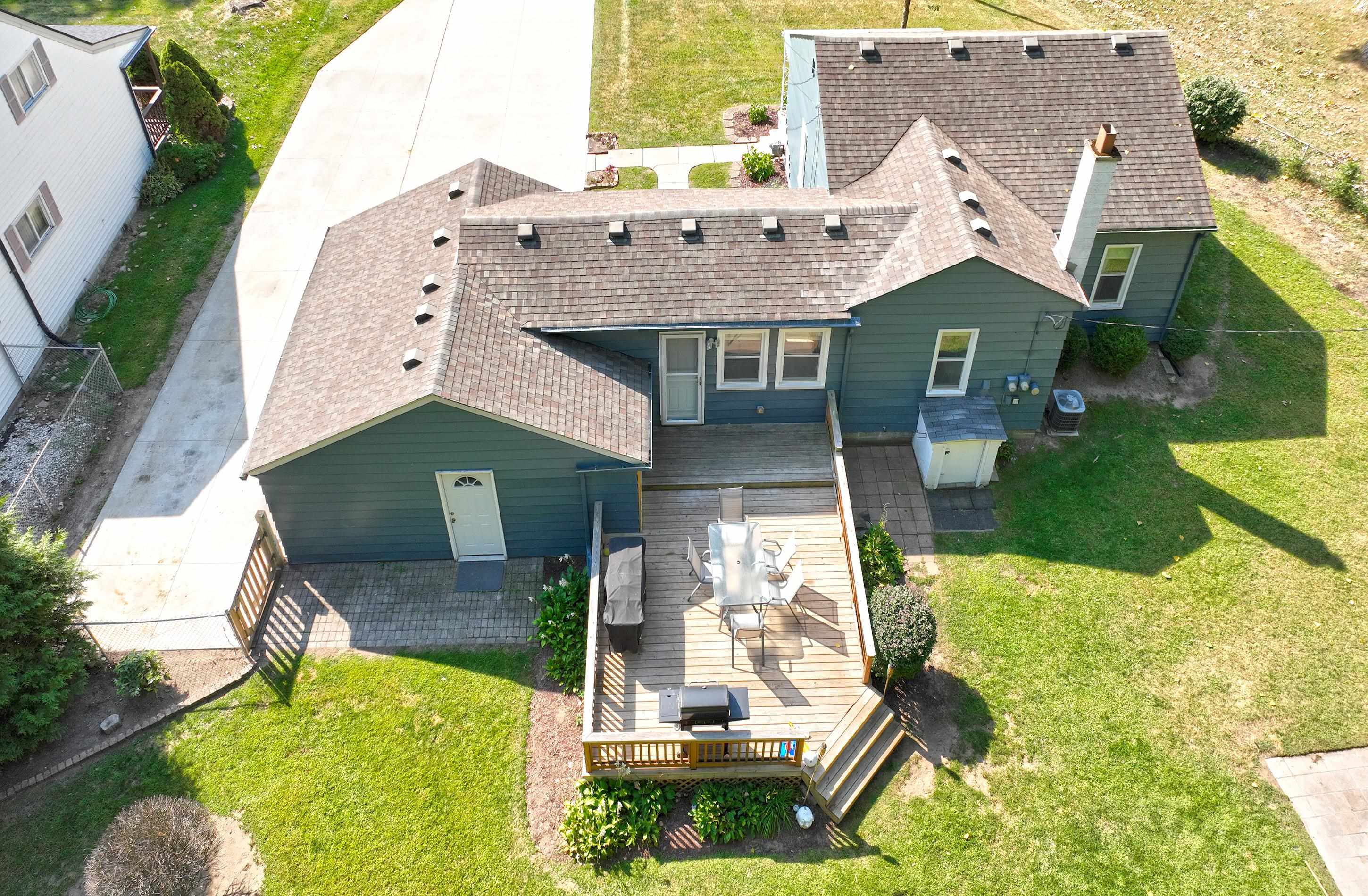 6651 Mayfair Road Utica, MI 48317 - Photo 50 of 55 50188540-33648469-d802-4dfe-9a1f-8090c1316c0b.JPG