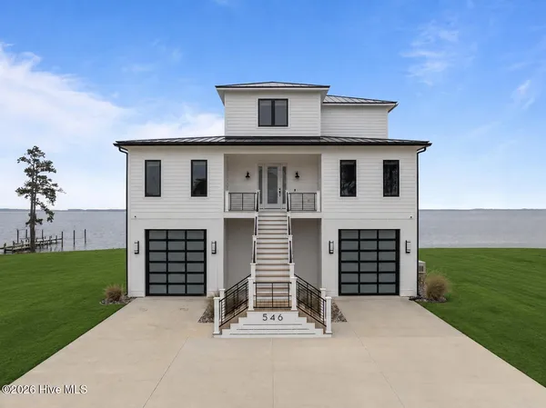 $1,675,000 | 546 South Brightleaf Drive, Minnesott Beach, NC 28510