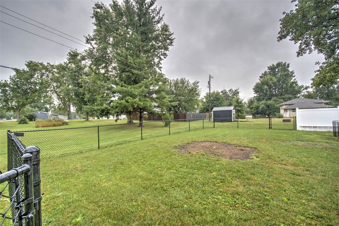 1764 Race Drive Decatur, IL 62521 - Photo 28 of 29 Gallery Image 28
