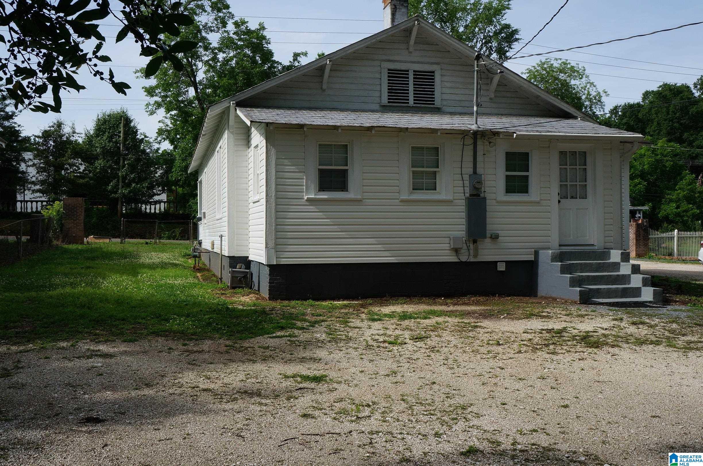 304 East 3rd Street Sylacauga, AL 35150 - Photo 11 of 40