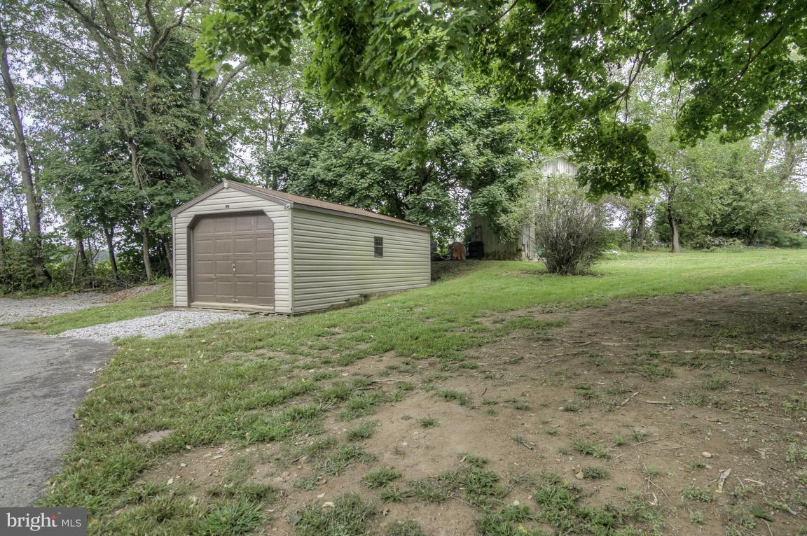 3950 Ady Road Pylesville, MD 21154 - Photo 24 of 26 Garage/Workshop with Light