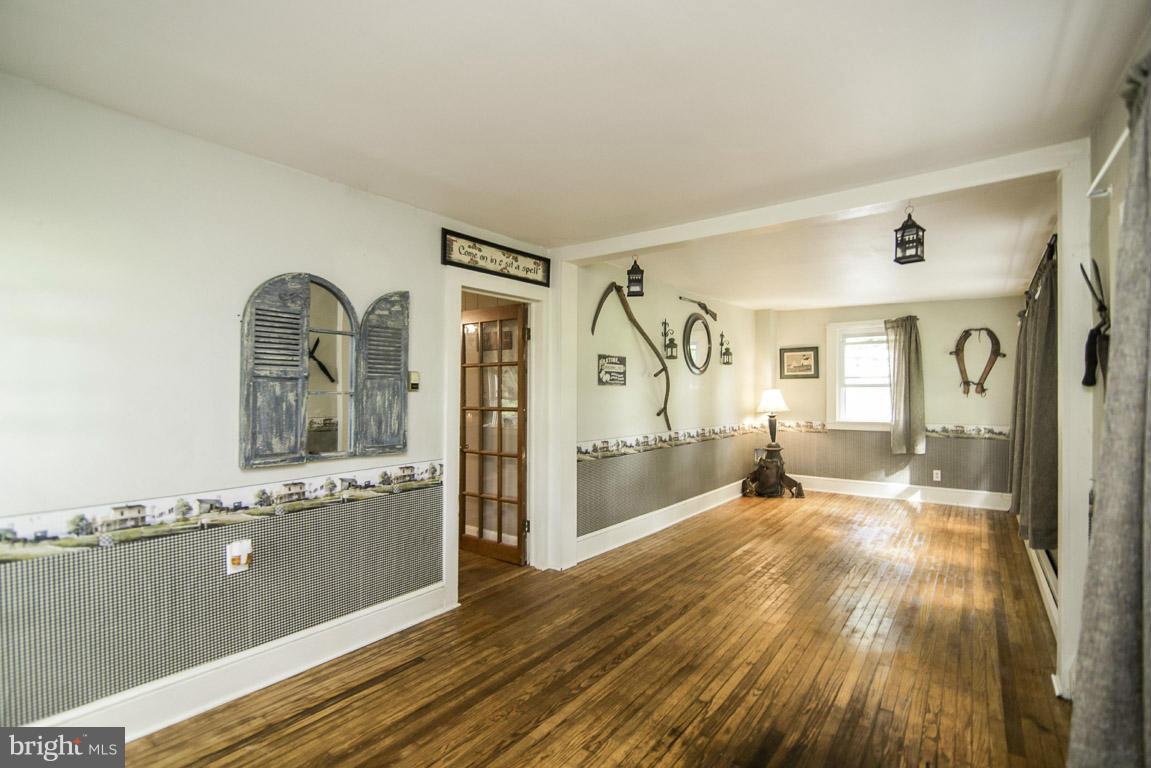 3950 Ady Road Pylesville, MD 21154 - Photo 5 of 26 Interior (General)