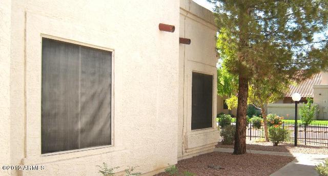 2100 West Lemon Tree Place, Unit 15 Chandler, AZ 85224 - Photo 4 of 6 Side
