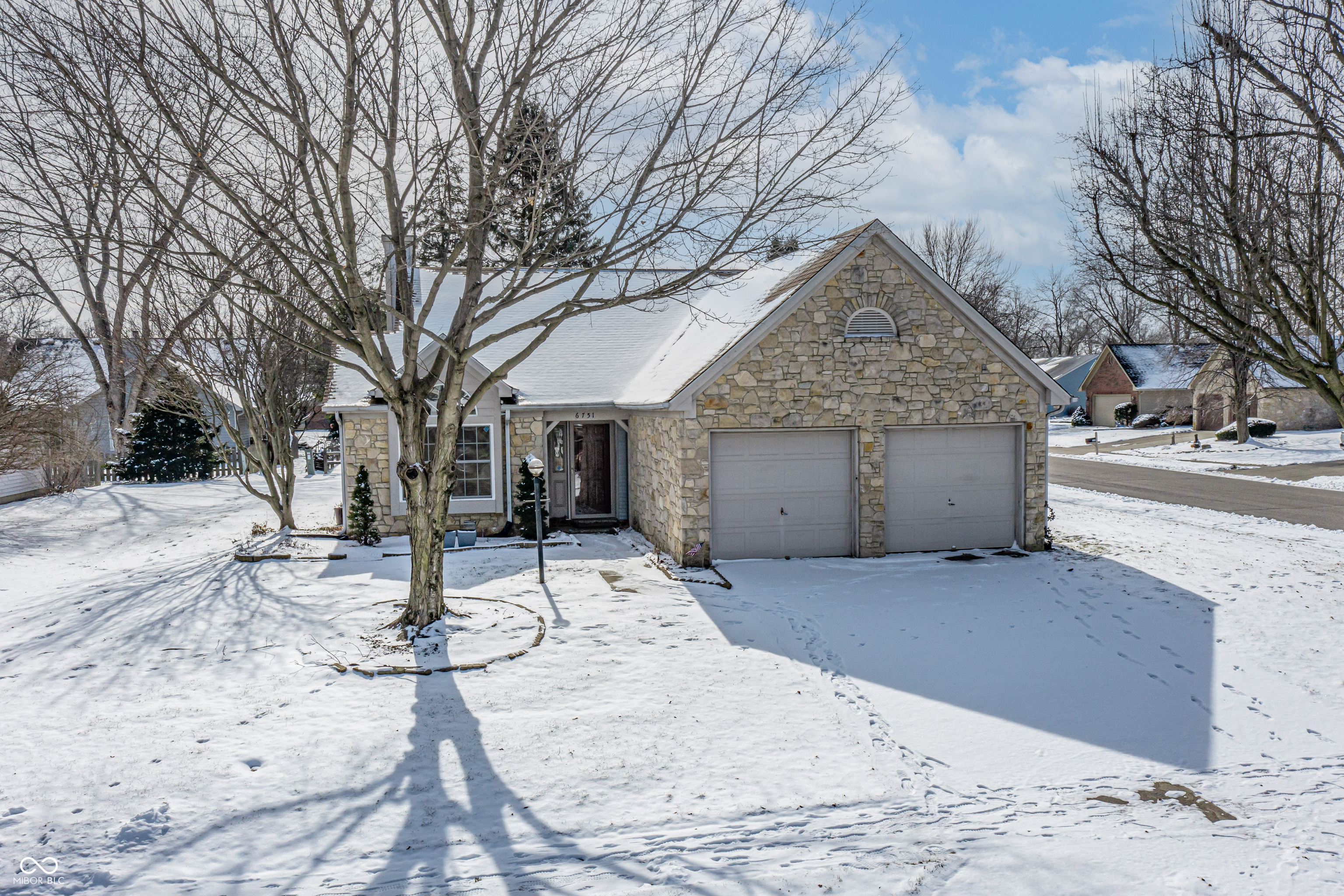 6751 Wild Cherry Drive Fishers, IN 46038 - Photo 2 of 25