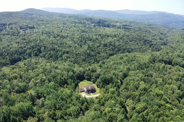 $800,000 | 367 Lower Ring Road, Montgomery, VT 05471