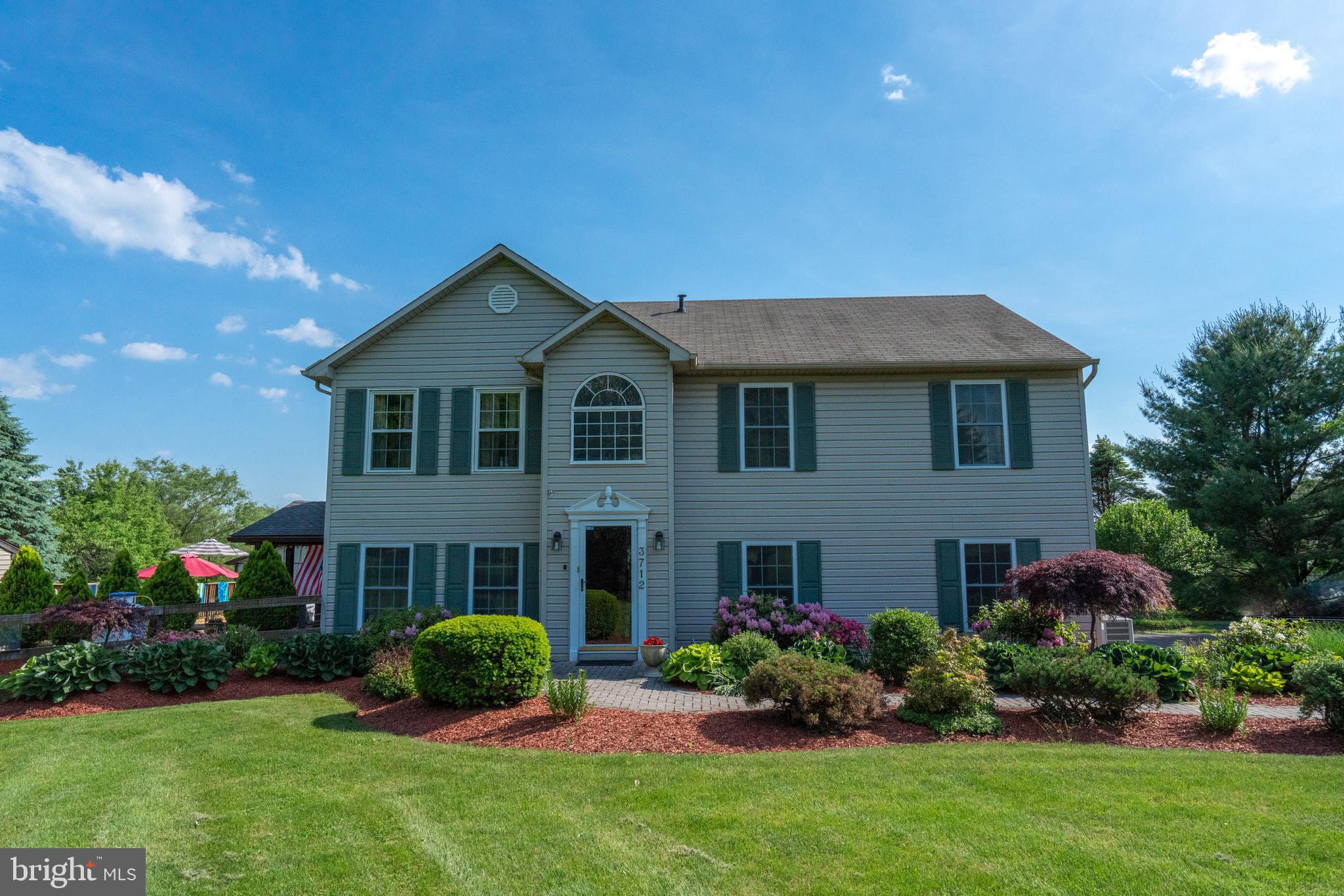 3712 Eagle Road Slatington, PA 18080 - Photo 2 of 50 Gallery Image 2