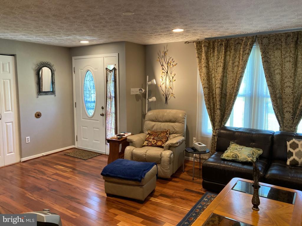 7011 Glen Spring Road Baltimore, MD 21244 - Photo 8 of 14