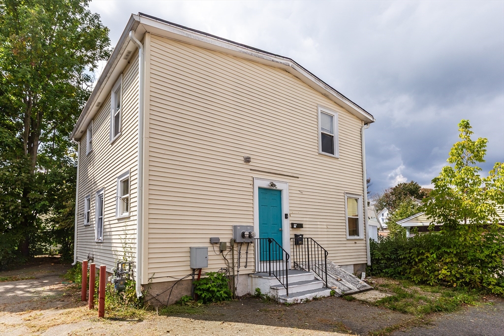 10 R Hodges Avenue Taunton, MA 02780 - Photo 1 of 20 Gallery Image 1