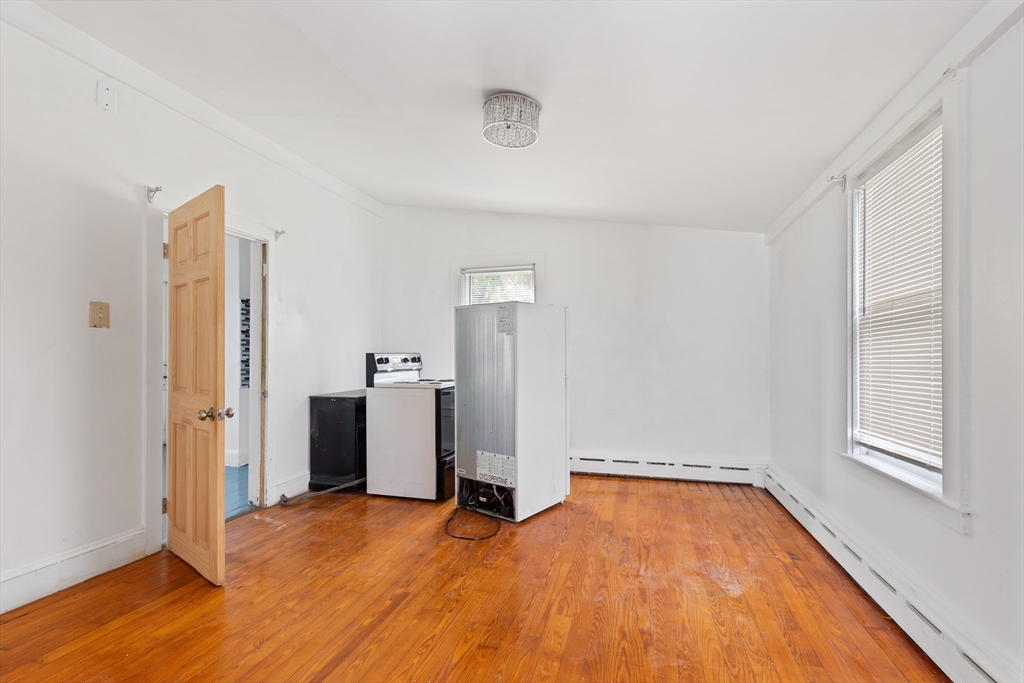 10 R Hodges Avenue Taunton, MA 02780 - Photo 14 of 20 Gallery Image 14