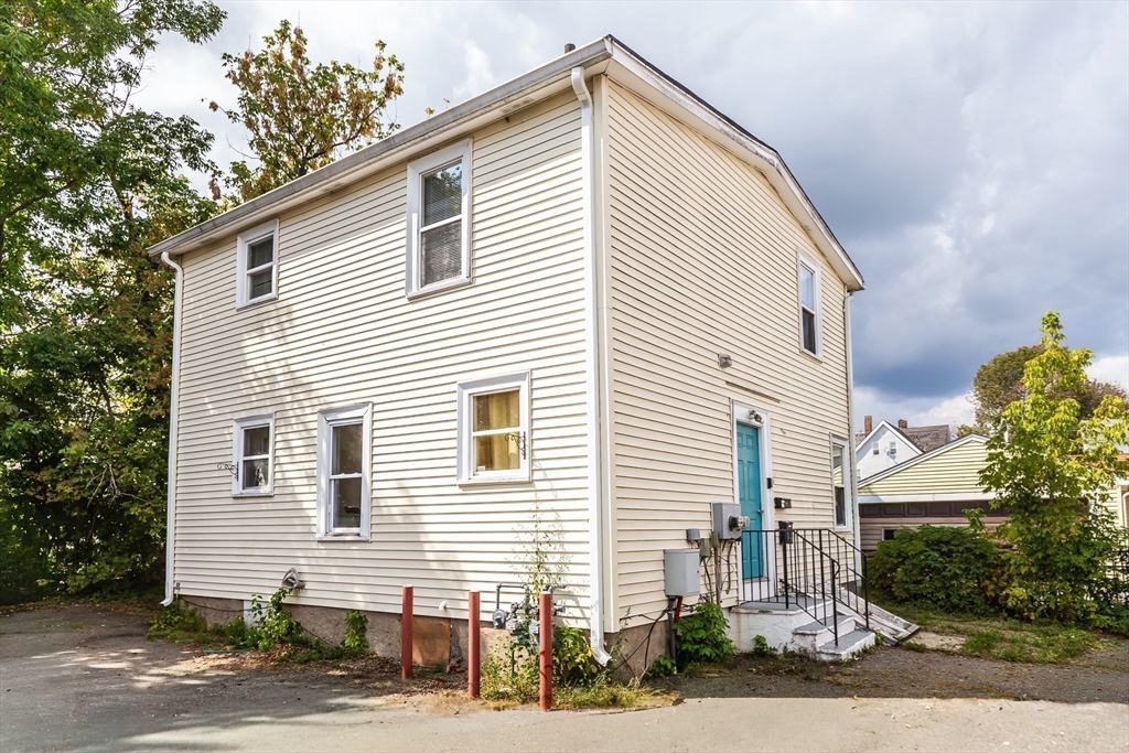 10 R Hodges Avenue Taunton, MA 02780 - Photo 6 of 20 Gallery Image 6