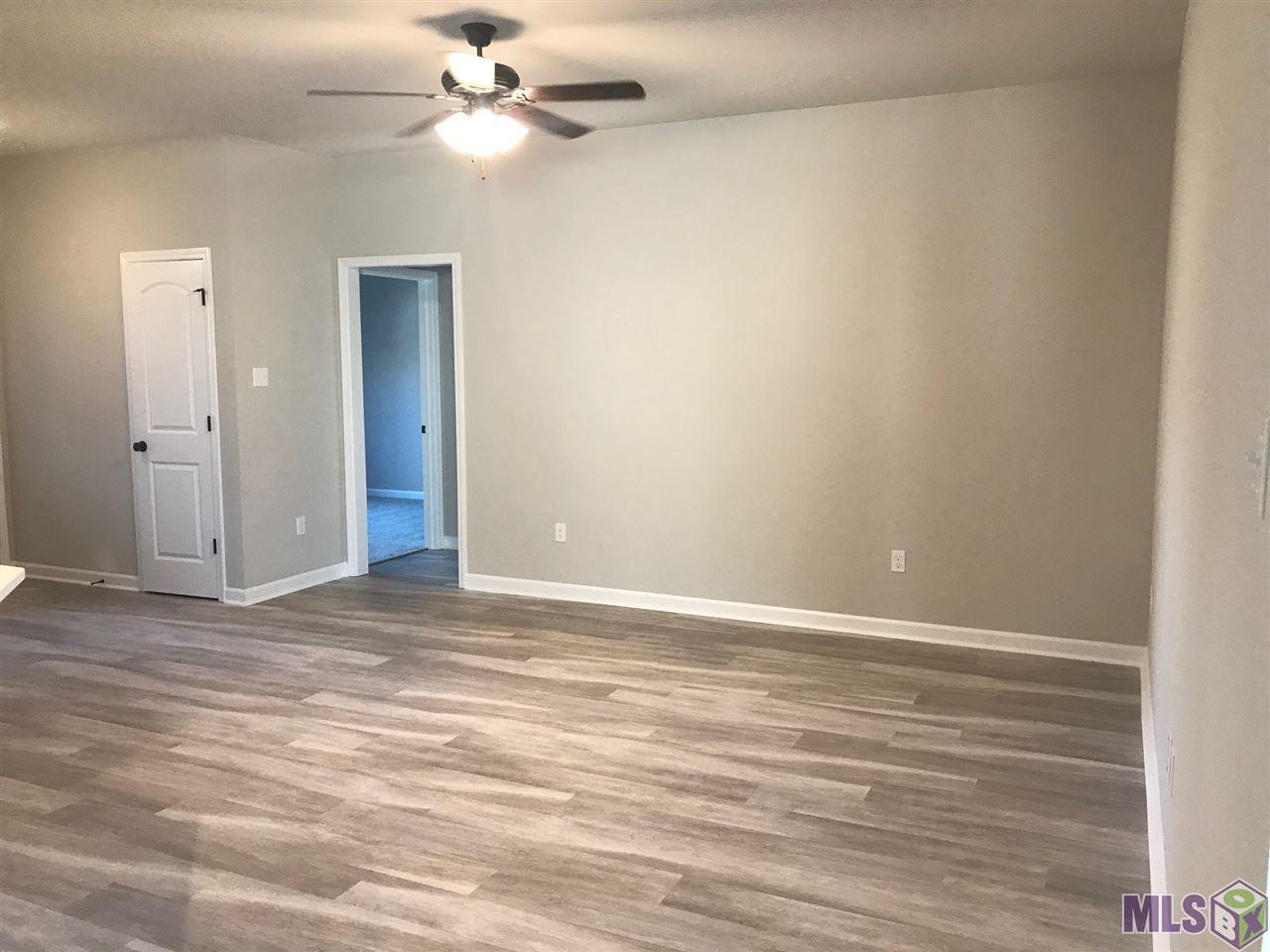 189 Shadow Pointe Road Thibodaux, LA 70301 - Photo 2 of 6 Gallery Image 2
