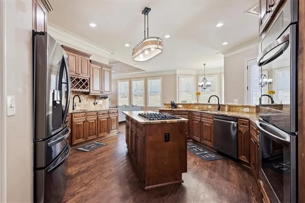 $875,000 | 1859 Mountain Shadow, Smoke Rise, GA 30087