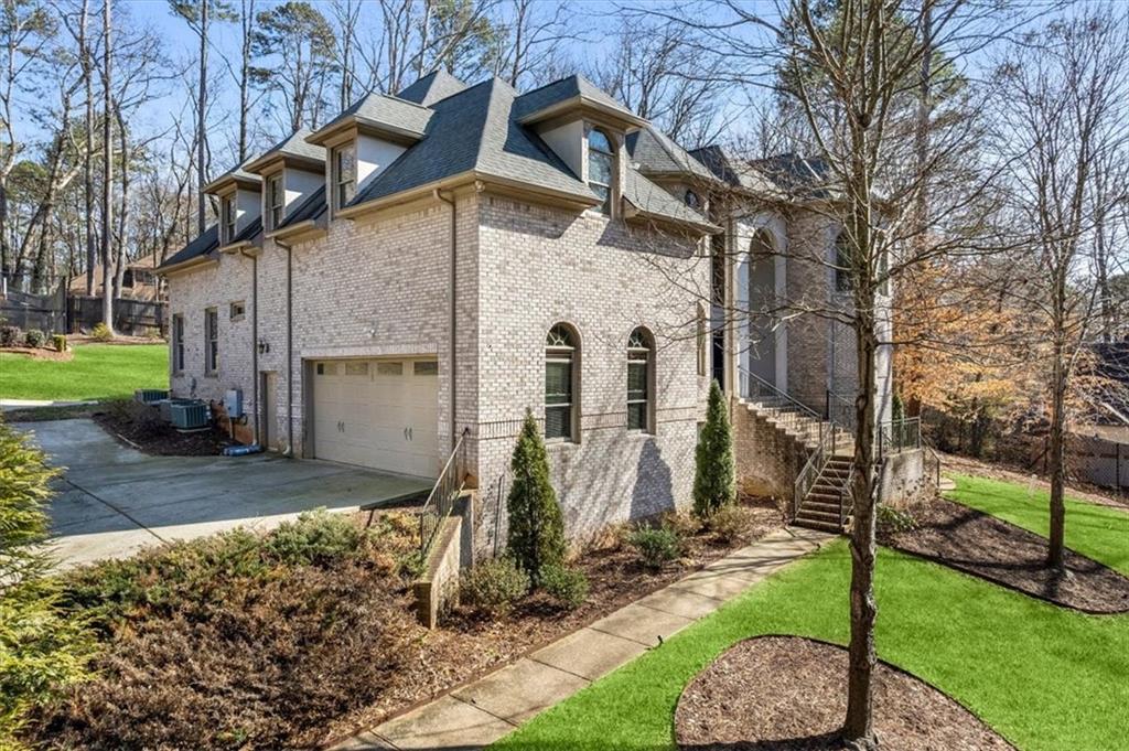 1859 Mountain Shadow Smoke Rise, GA 30087 - Photo 9 of 75