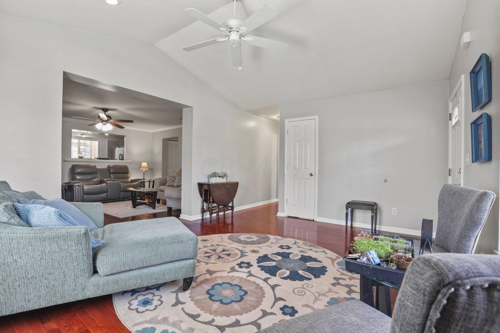 5575 Broadview Road Columbus, OH 43230 - Photo 16 of 66 4-web-or-mls-0D3A1672