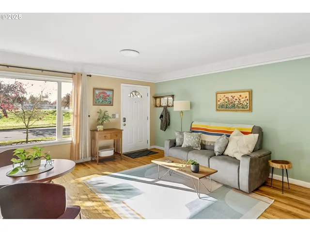 $489,900 | 8413 Northeast Pacific Street, Portland, OR 97220