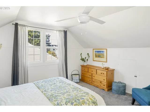 $489,900 | 8413 Northeast Pacific Street, Portland, OR 97220