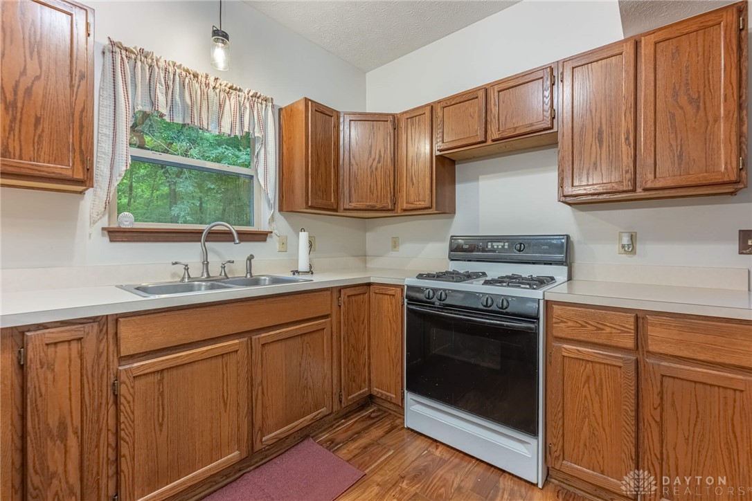 2038 Pratt Road Blanchester, OH 45107 - Photo 12 of 39 Gallery Image 12
