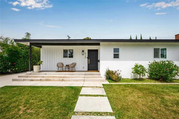 $1,075,000 | 6135 23rd Street, Long Beach, CA 90815