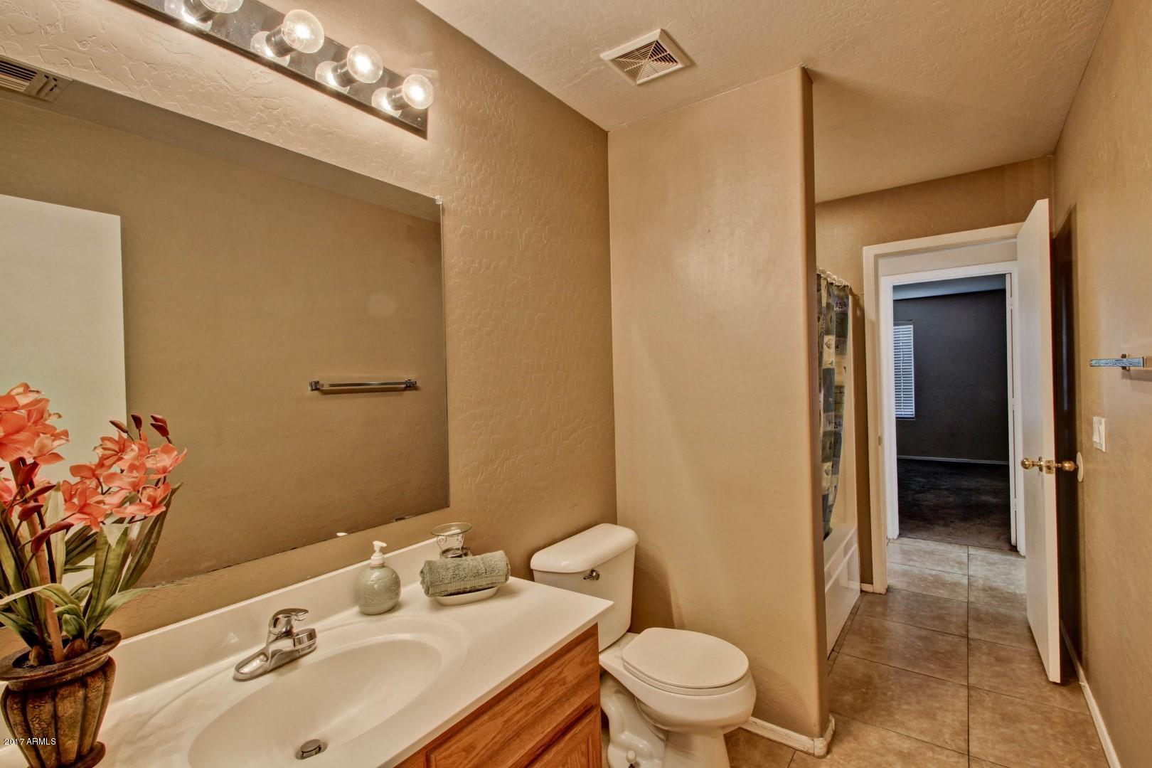 2316 West Apollo Road Phoenix, AZ 85041 - Photo 17 of 24 Apollo (26)