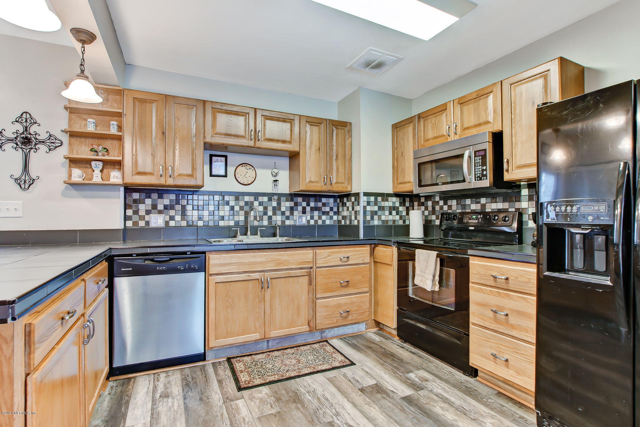 4637 Cambridge Road Jacksonville, FL 32210 - Photo 17 of 49 Recently updated kitchen