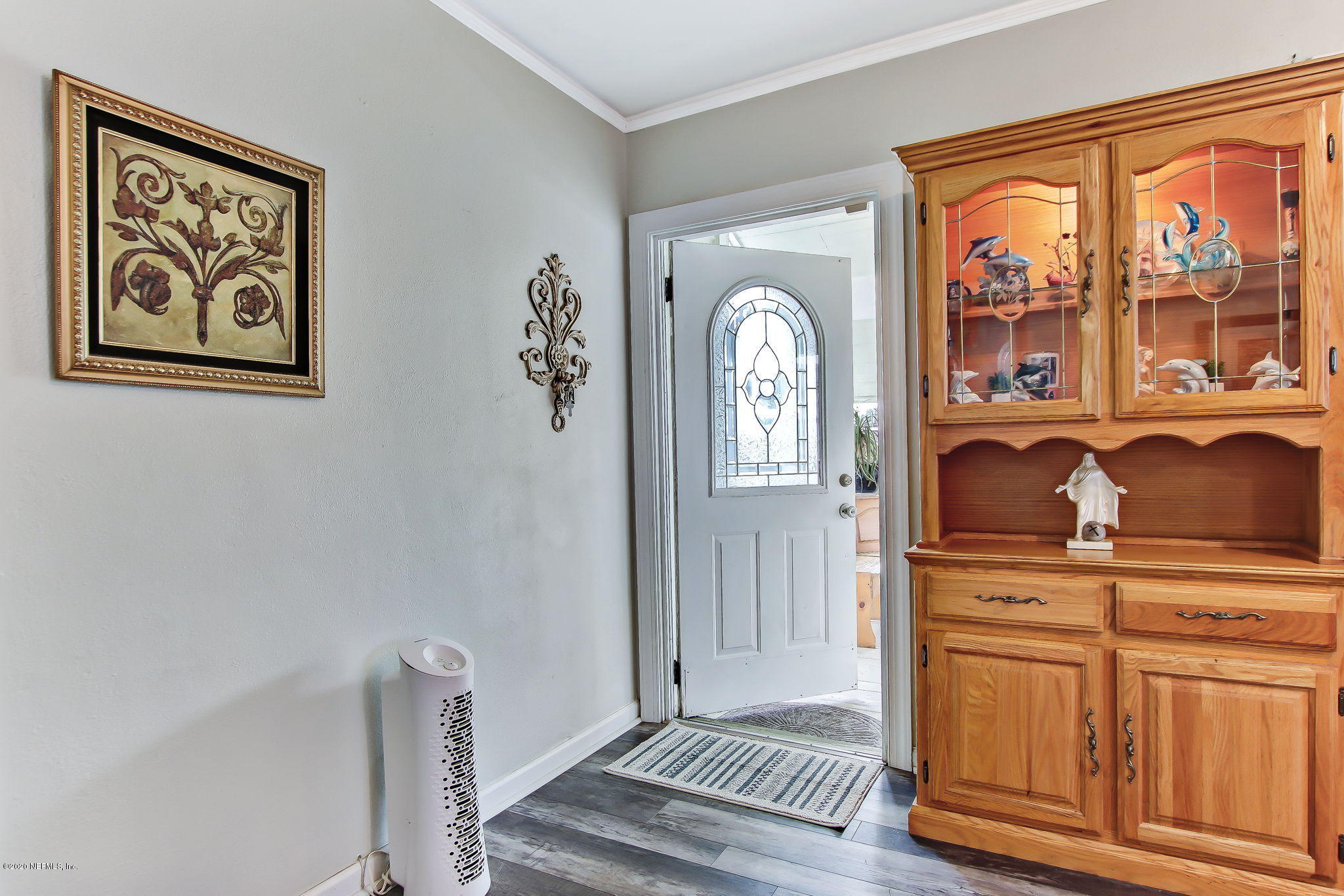 4637 Cambridge Road Jacksonville, FL 32210 - Photo 8 of 49 Foyer