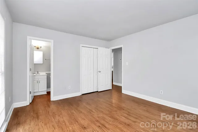 $1,820 | 919 Pineborough Road, Charlotte, NC 28212