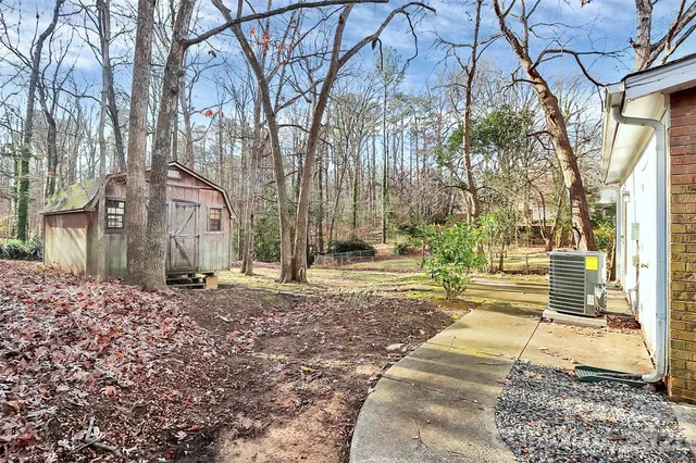 $1,820 | 919 Pineborough Road, Charlotte, NC 28212