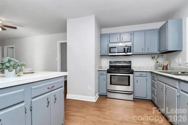 $1,820 | 919 Pineborough Road, Charlotte, NC 28212