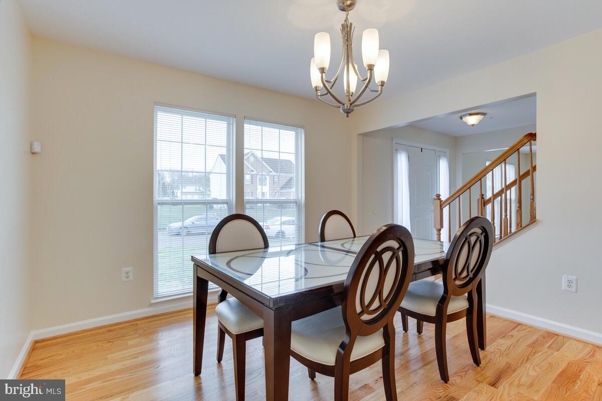 1506 Shellford Lane Accokeek, MD 20607 - Photo 15 of 47 Sunlight for your dining area.