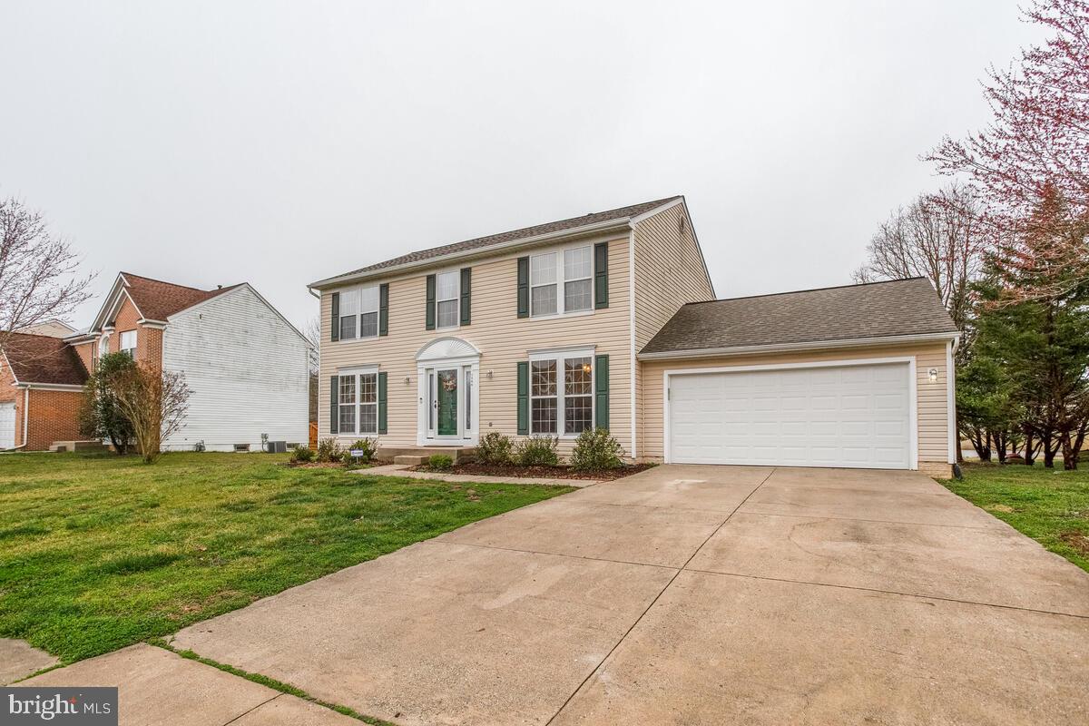 1506 Shellford Lane Accokeek, MD 20607 - Photo 3 of 47 Plenty of parking.