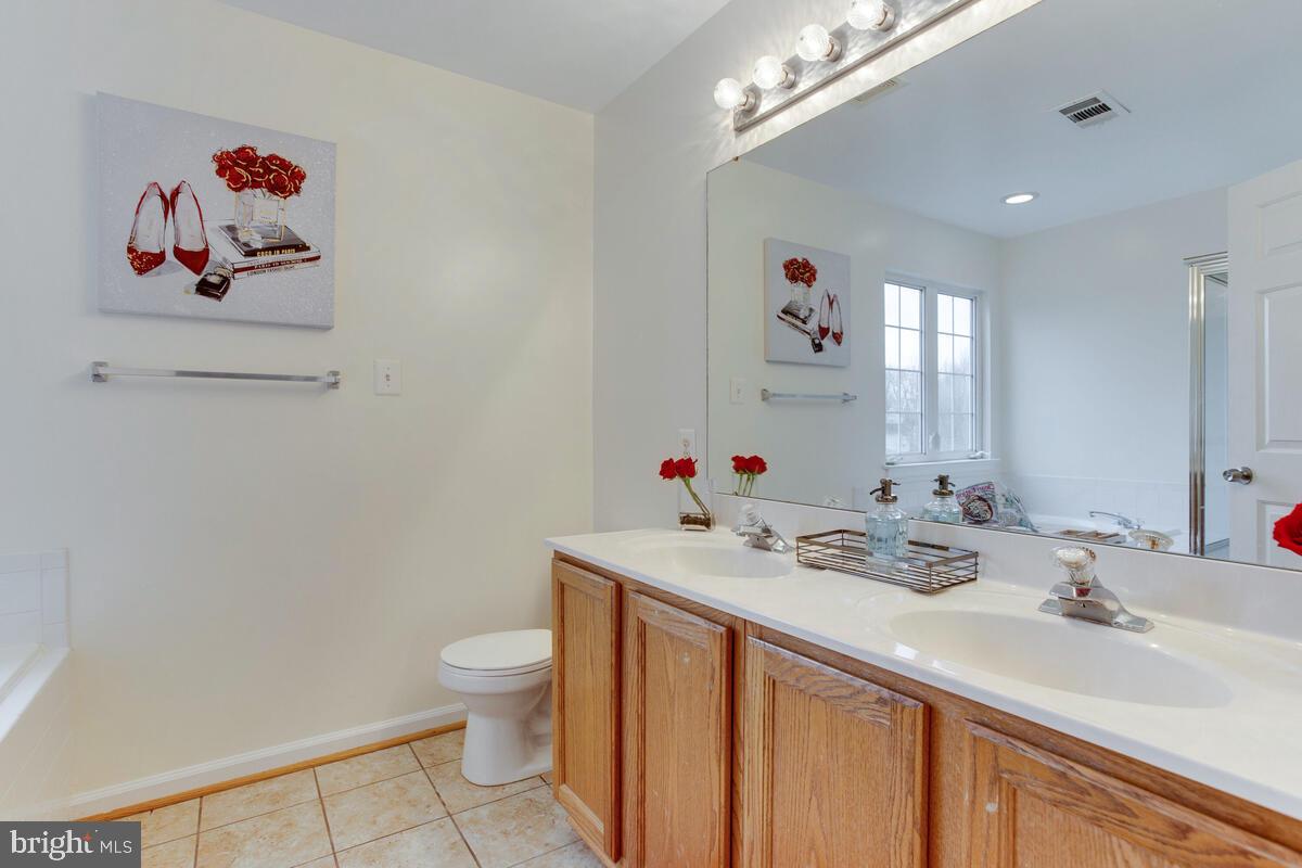 1506 Shellford Lane Accokeek, MD 20607 - Photo 22 of 47 Room for everybody.