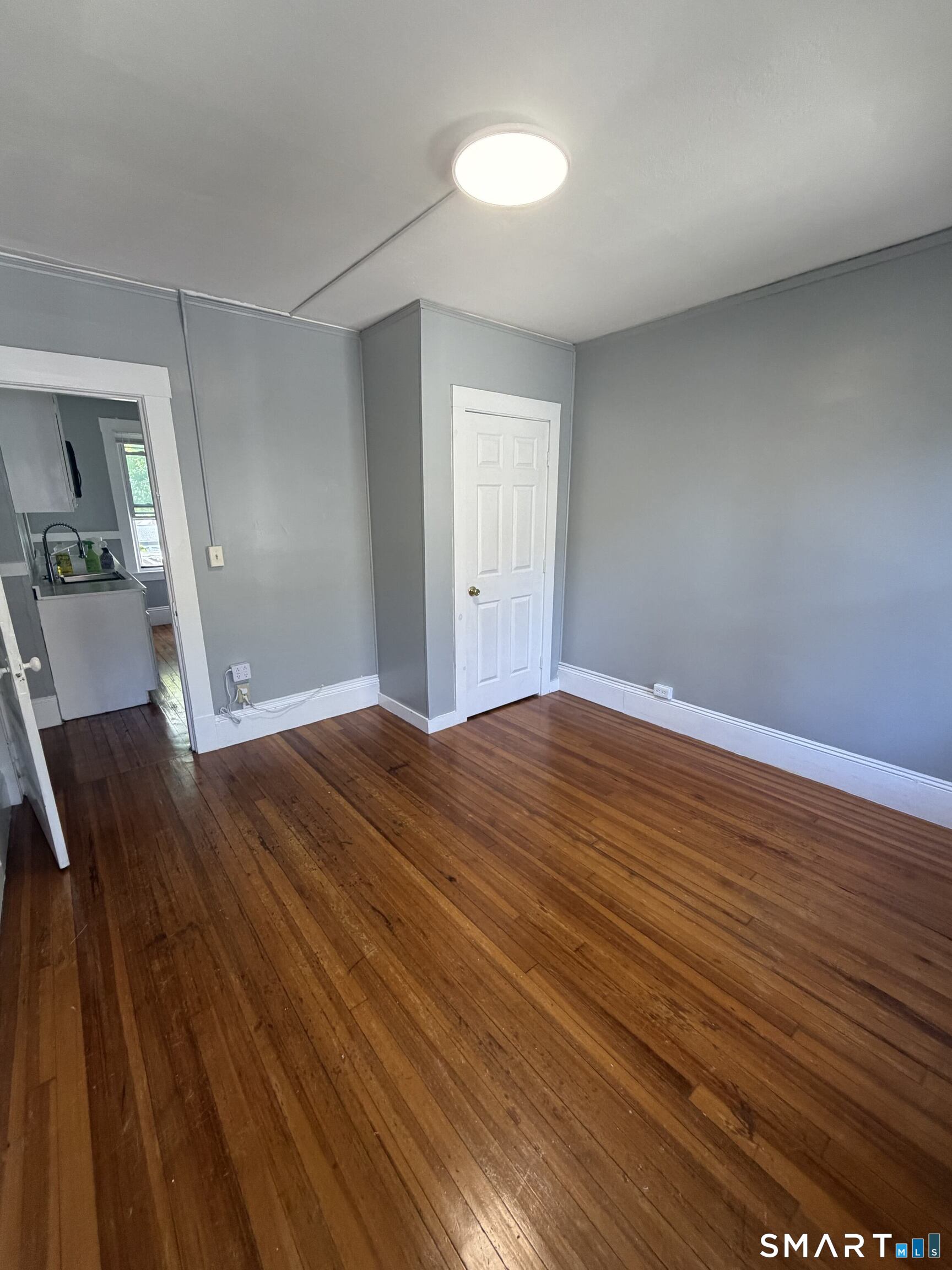 105 Grennan Road West Hartford, CT 06107 - Photo 7 of 21