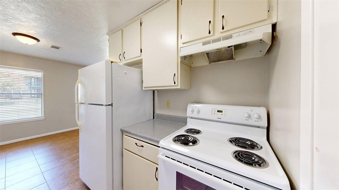 704 Vassar Court, Unit A College Station, TX 77840 - Photo 9 of 24