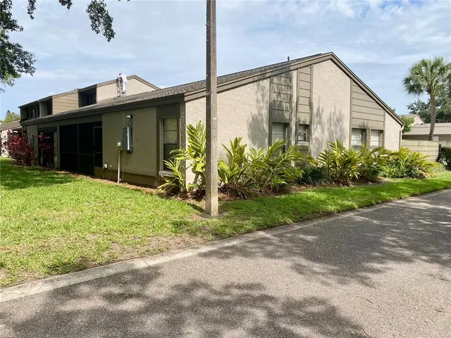a front view of house with yard