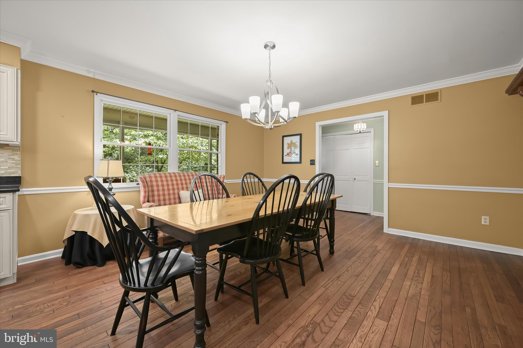 3391 Salem Bottom Road Westminster, MD 21157 - Photo 4 of 82 Casual Dining Area - Hardwood Floors