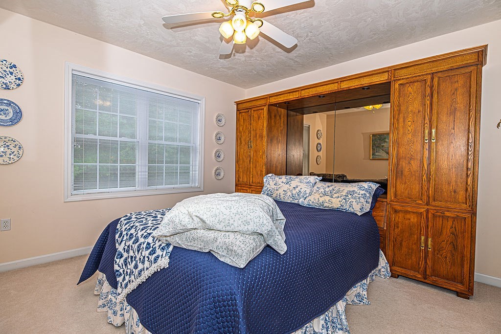 61 St Andrews Way, Unit 64 Chelmsford, MA 01863 - Photo 32 of 41