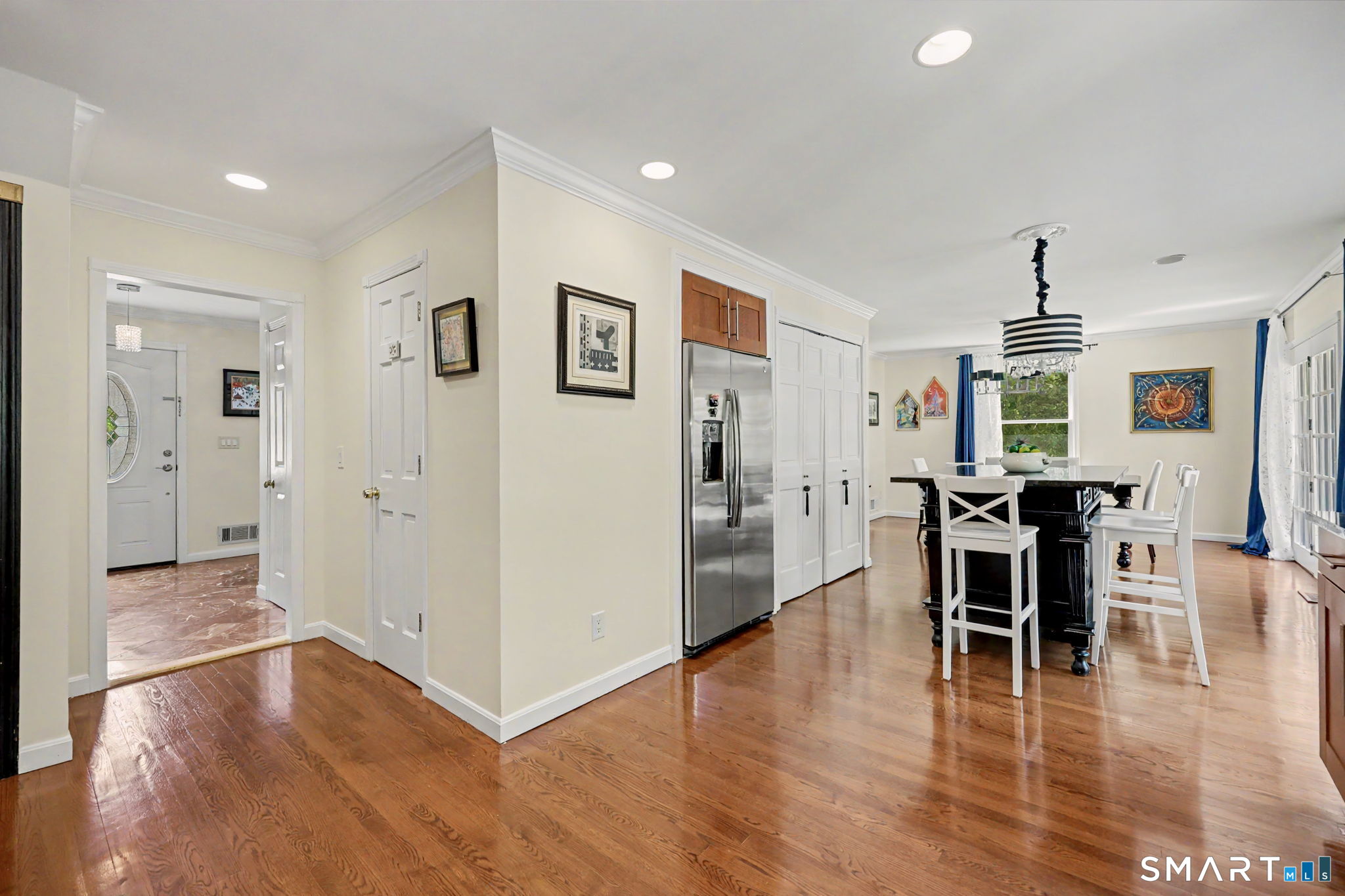 1100 Stillwater Road Stamford, CT 06902 - Photo 15 of 40 Eat-in Kitchen with gleaming Hardwood Floors