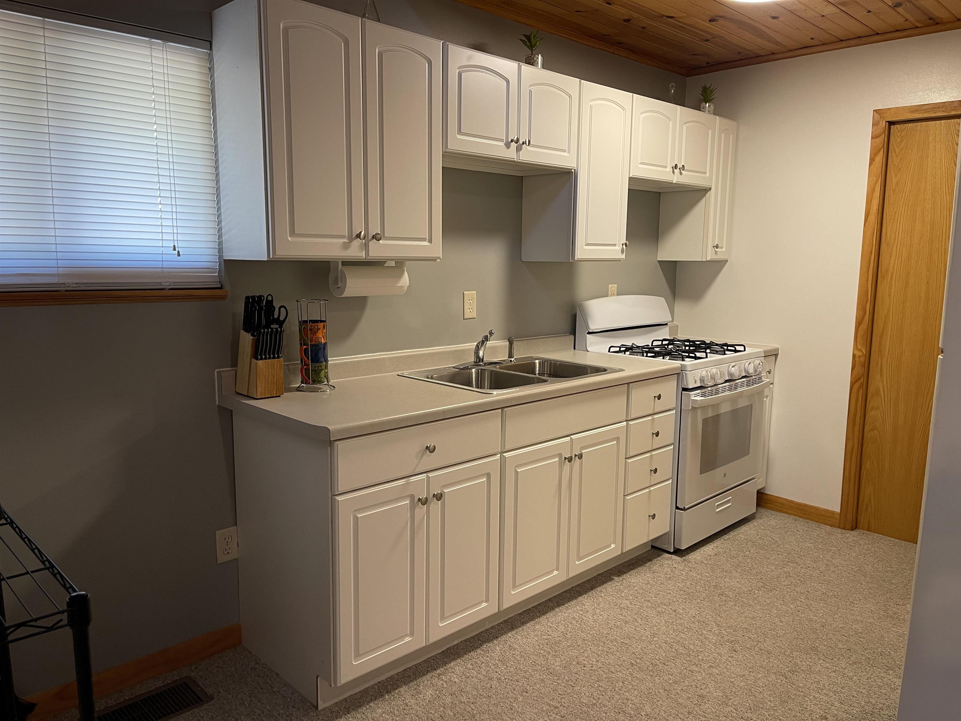 2414 Valley Friendship Wi 53934 Friendship, WI 53934 - Photo 9 of 48