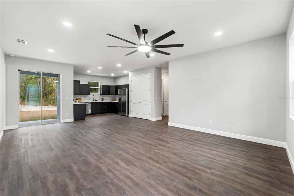 9023 Glenarm Way Weeki Wachee, FL 34613 - Photo 12 of 52