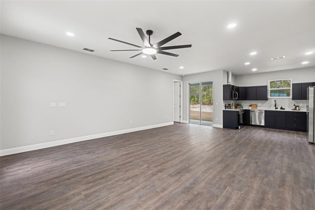 9023 Glenarm Way Weeki Wachee, FL 34613 - Photo 18 of 52