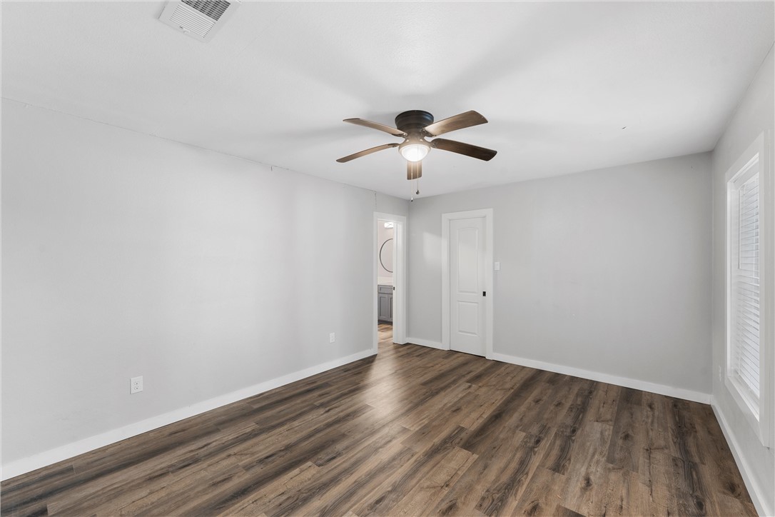 300 Baker Lane Robinson, TX 76706 - Photo 15 of 34