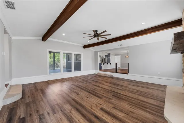 $475,000 | 300 Baker Lane, Robinson, TX 76706