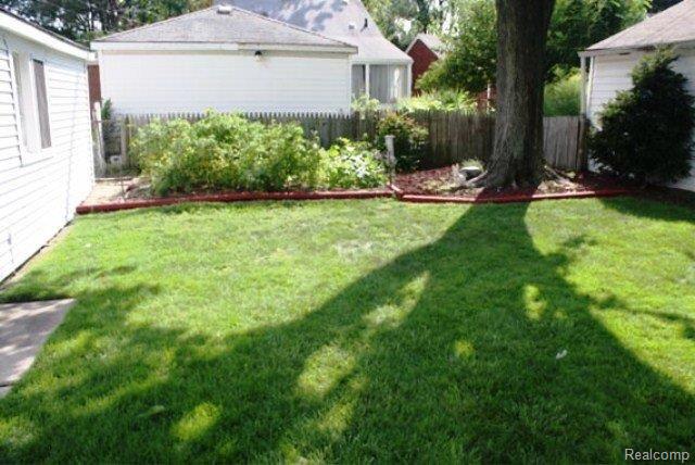 1811 Newcastle Road Grosse Pointe, MI 48236 - Photo 10 of 11 1811NC8