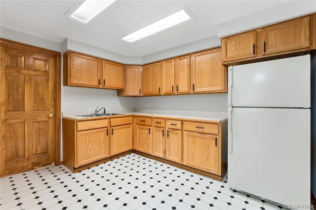 $709,888 | 5863 South Danube Street, Aurora, CO 80015