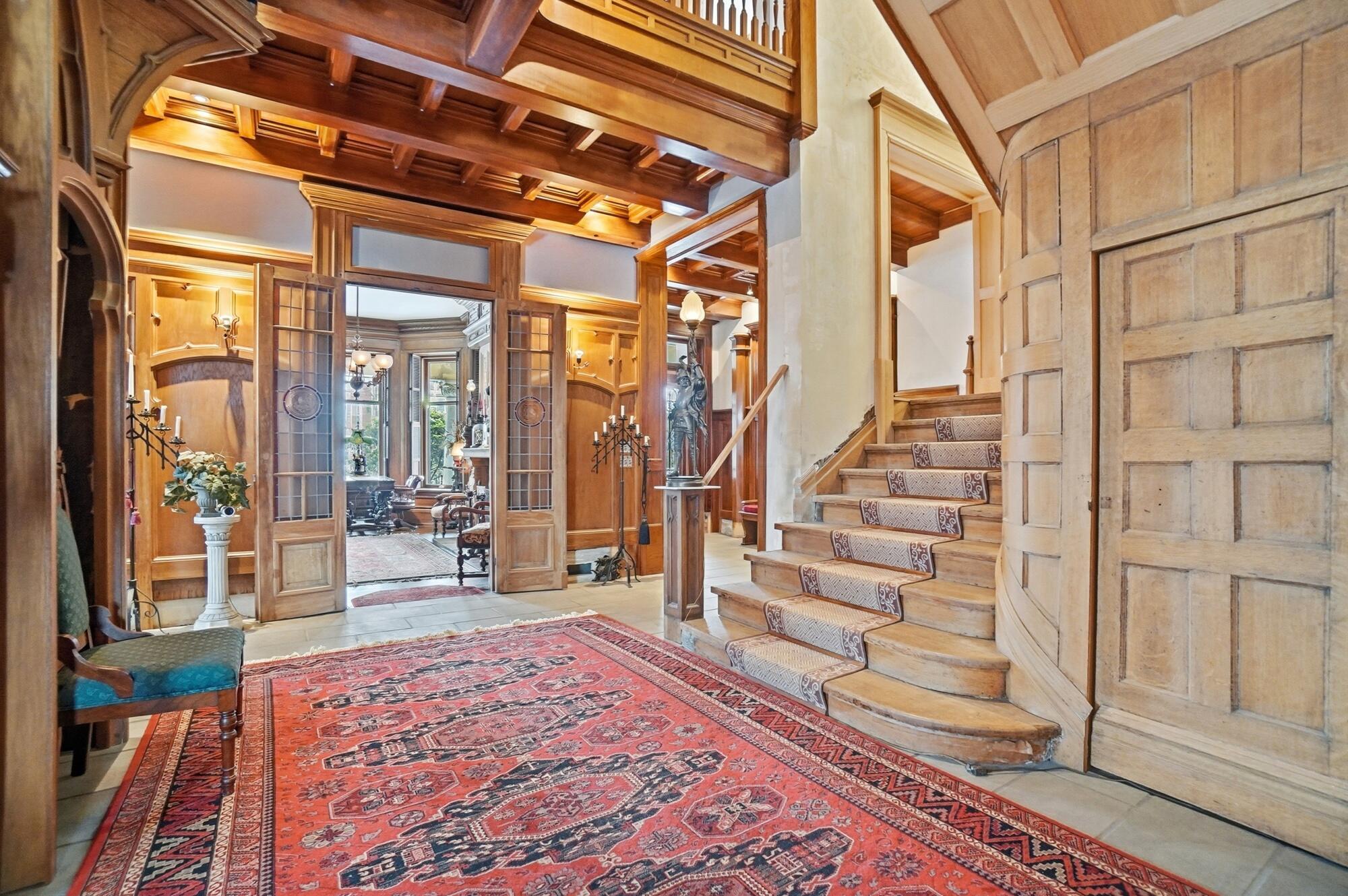 875 East Broad Street Columbus, OH 43205 - Photo 15 of 170 Grand primary staircase