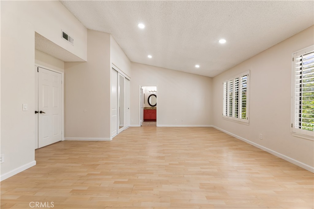 12065 Shadow Glen Lane Porter Ranch, CA 91326 - Photo 7 of 46 Master Bed
