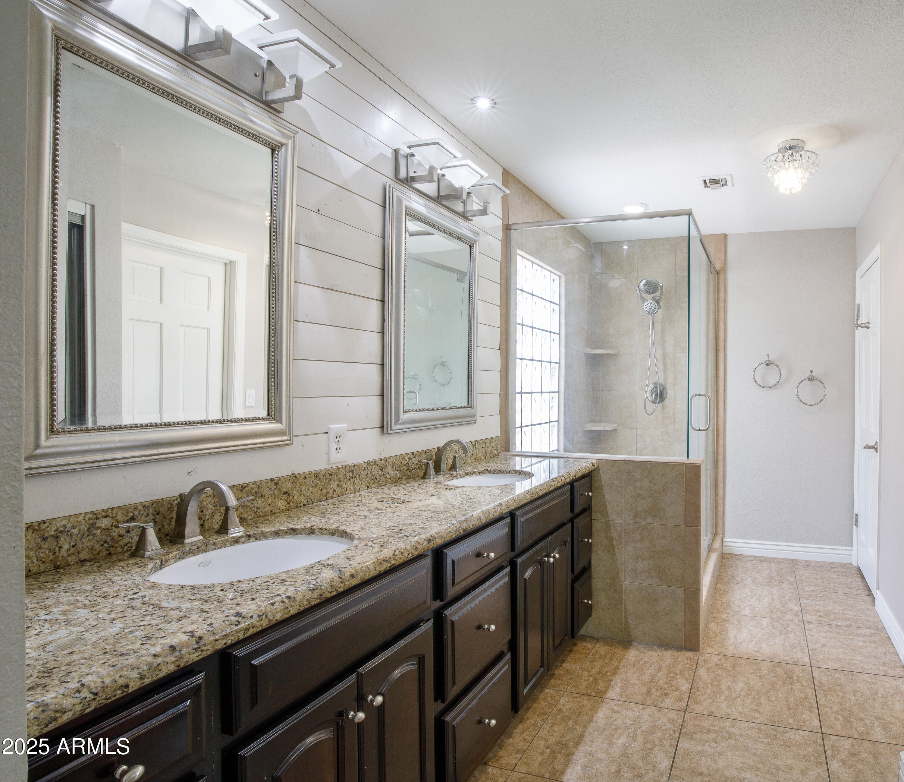 5317 East Kathleen Road Scottsdale, AZ 85254 - Photo 10 of 16 5317 E Kathleen-10