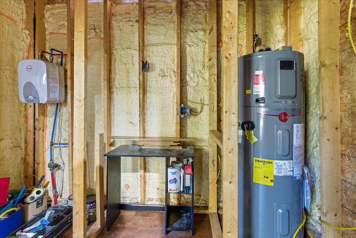 463 Clover Mill Road Farmington, ME 04938 - Photo 17 of 44 Hot Water Heater