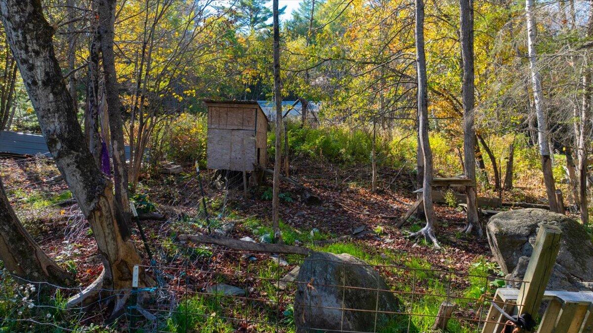 463 Clover Mill Road Farmington, ME 04938 - Photo 25 of 29 Chicken Coop