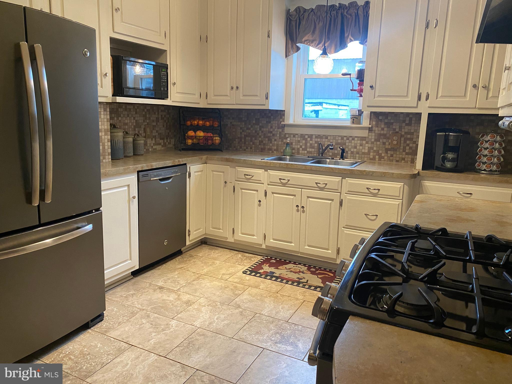 345 High Street Hanover, PA 17331 - Photo 10 of 36 Gallery Image 10